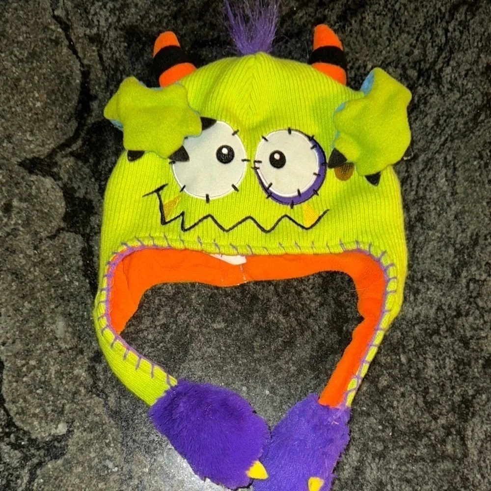 FLIPEEZ Monster Knit Hat - Green and Orange